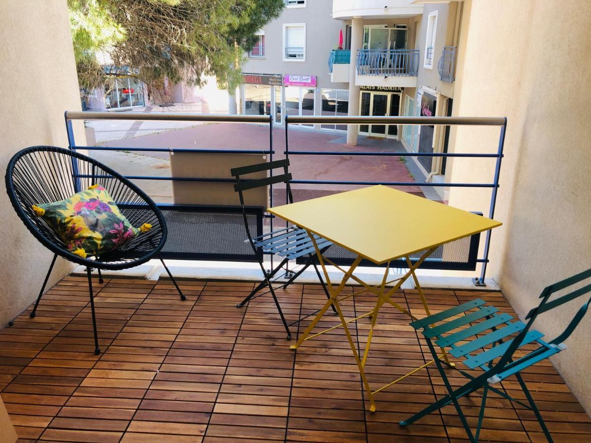 Charmant 2 Pieces A Port-Fréjus المظهر الخارجي الصورة