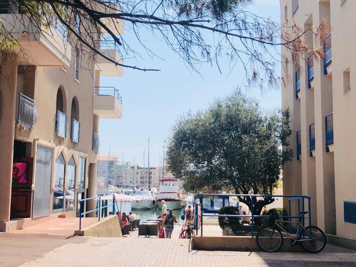 Charmant 2 Pieces A Port-Fréjus المظهر الخارجي الصورة